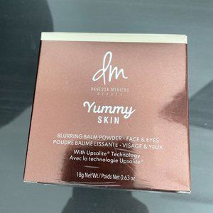 BNWT Danessa Myricks Beauty Yummy Skin Blurring Balm Powder - Universal